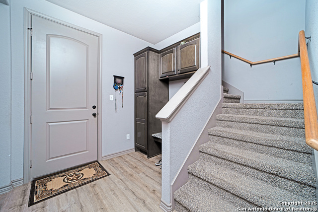 Image 16 of 37 For 1014 Bridlewood