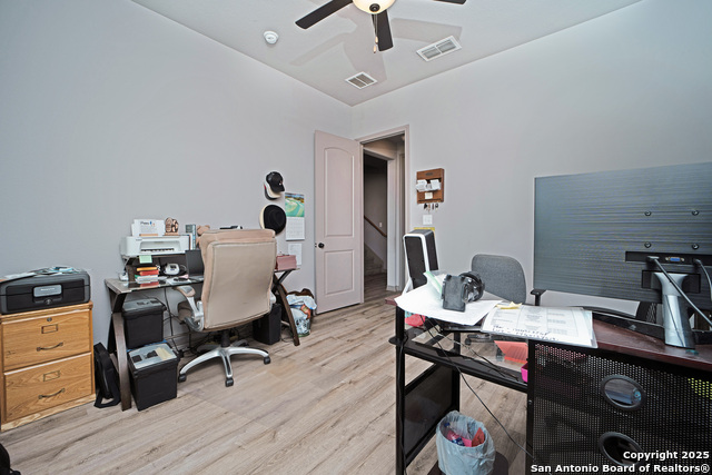 Image 20 of 37 For 1014 Bridlewood