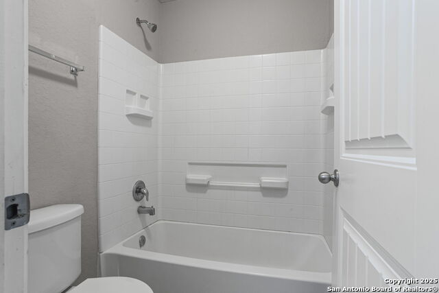 Image 15 of 27 For 9963 Belmore