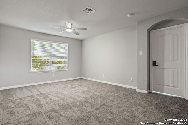 Image 18 of 27 For 9963 Belmore
