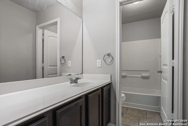 Image 20 of 27 For 9963 Belmore