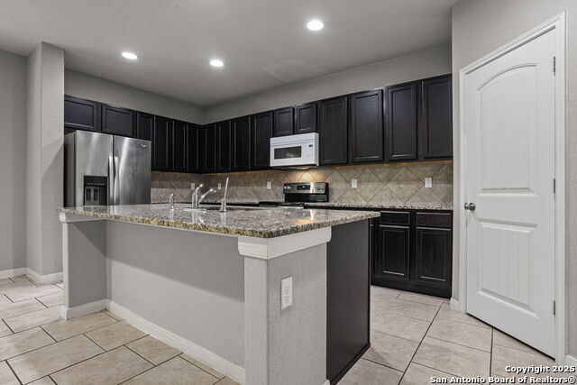 Image 7 of 27 For 9963 Belmore