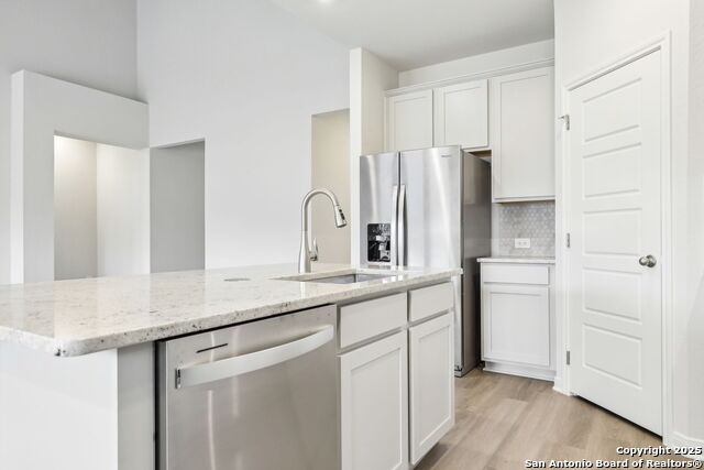 Listing photo id 14 for 17014 Blaise Terrace