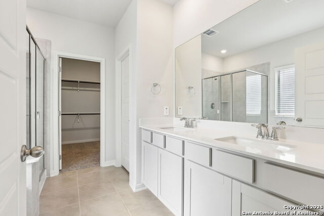 Listing photo id 22 for 17014 Blaise Terrace