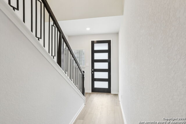 Listing photo id 5 for 17014 Blaise Terrace