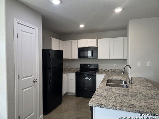 Image 4 of 19 For 8410 Flicka Hills  2
