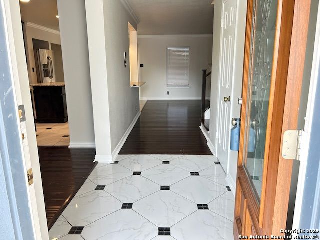 Listing photo id 0 for 8226 Club Meadow