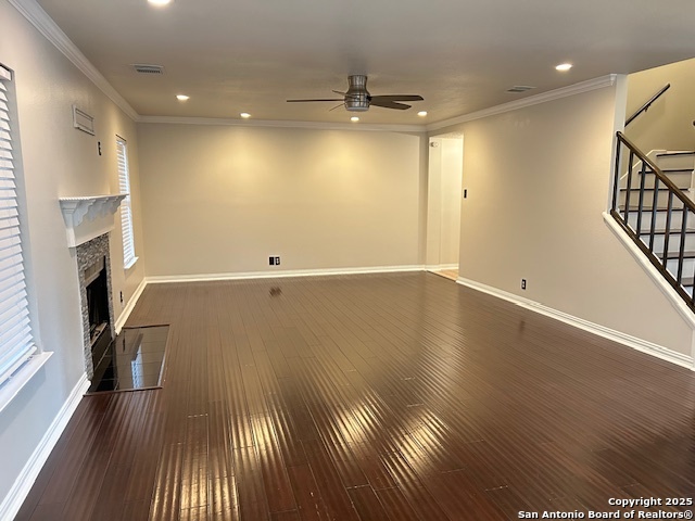 Listing photo id 3 for 8226 Club Meadow