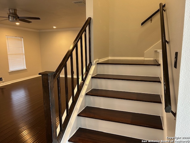Listing photo id 5 for 8226 Club Meadow