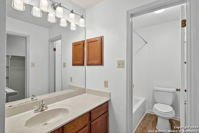 Image 13 of 25 For 4212 Medical Dr  1604