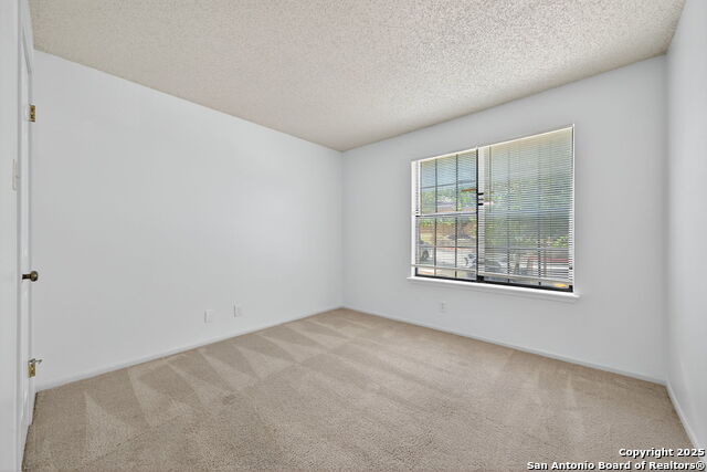 Image 16 of 25 For 4212 Medical Dr  1604