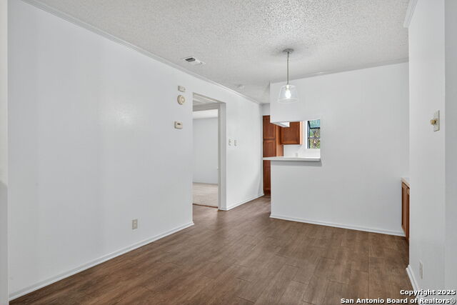 Image 6 of 25 For 4212 Medical Dr  1604