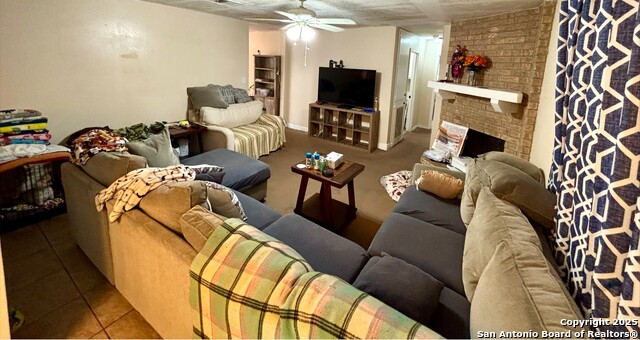 Image 6 of 28 For 7500 Branding