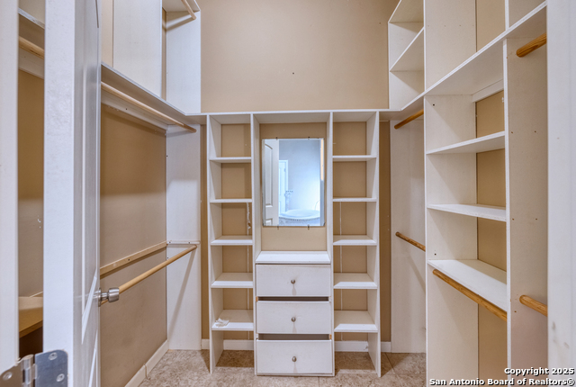 Image 17 of 45 For 328 Fair Oaks