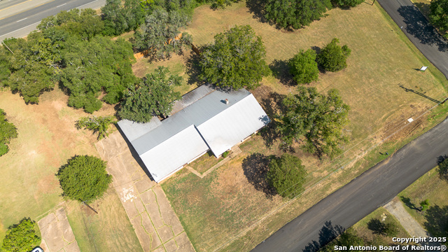 Listing photo id 31 for 202 Canyon Wren Drive