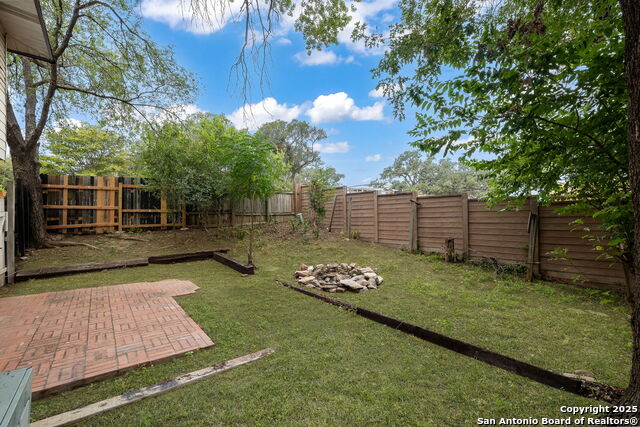 Listing photo id 32 for 6123 Farragut