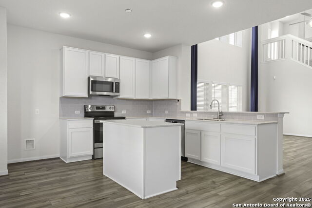 Image 7 of 25 For 2625 Lupton Leap