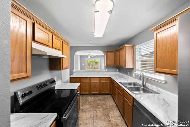 Image 3 of 32 For 9722 Marbach Canyon