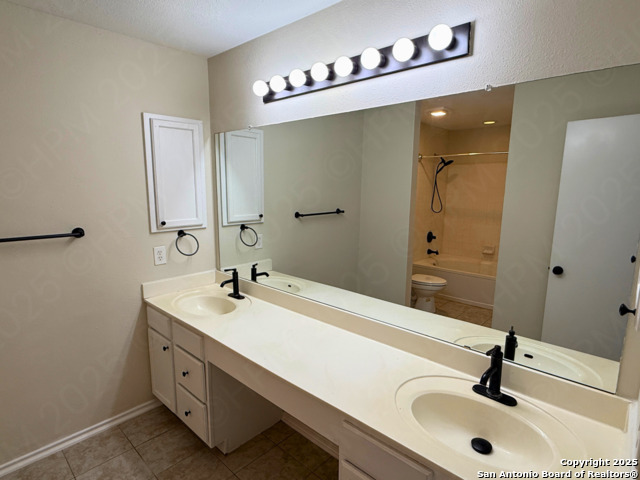 Image 16 of 24 For 8771 Park Olympia