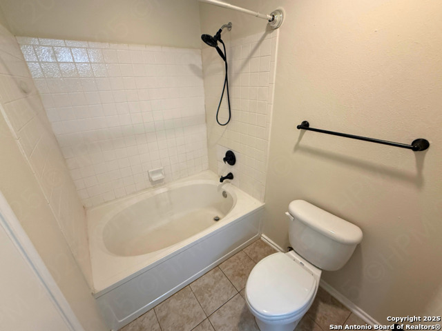 Image 17 of 24 For 8771 Park Olympia