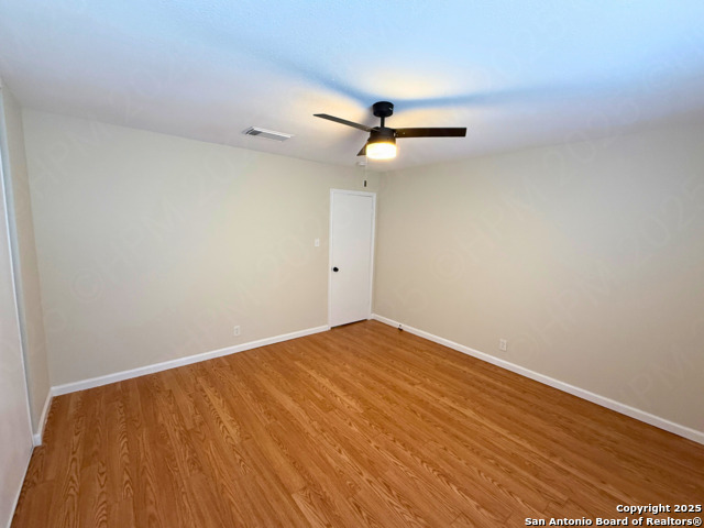 Image 20 of 24 For 8771 Park Olympia