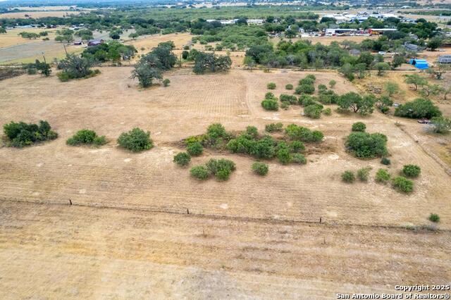 Image 2 of 43 For 5425 Lone Oak