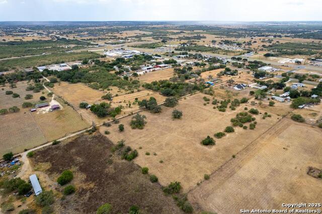 Image 32 of 43 For 5425 Lone Oak