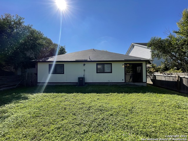 Image 18 of 18 For 10462 Pine Glade