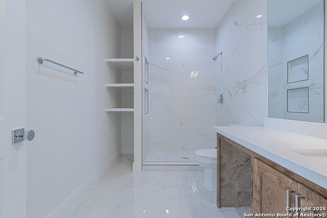 Image 43 of 50 For 19402 Easy Oak