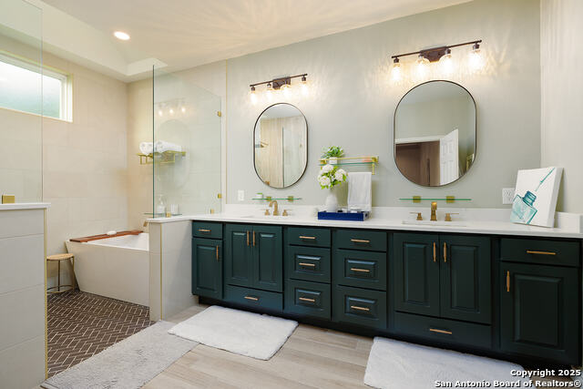 Listing photo id 12 for 625 Paseo Canada St