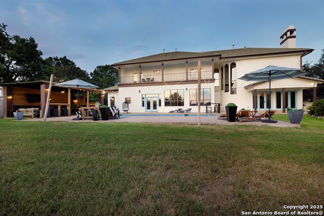 Listing photo id 43 for 625 Paseo Canada St