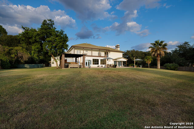 Listing photo id 44 for 625 Paseo Canada St