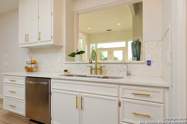 Listing photo id 5 for 625 Paseo Canada St