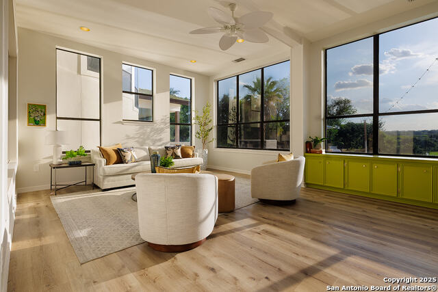 Listing photo id 6 for 625 Paseo Canada St