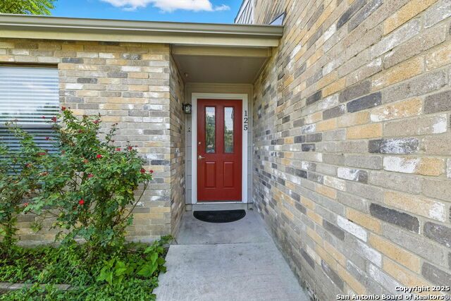 Image 2 of 28 For 125 Whisper Way