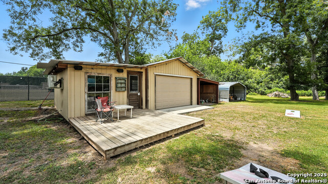Listing photo id 41 for 683 Albert  
