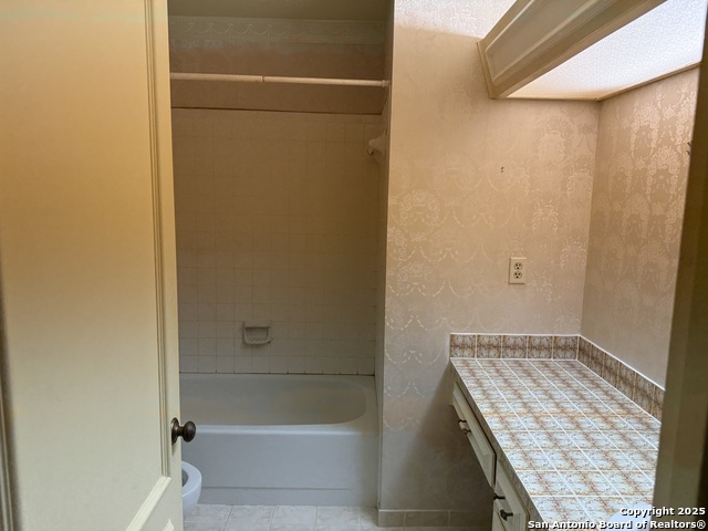 Image 7 of 10 For 7926 Broadway  102