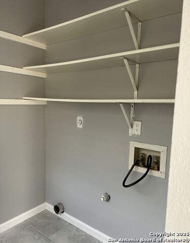 Image 13 of 17 For 6858 Maple Springs