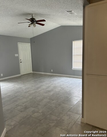 Image 4 of 17 For 6858 Maple Springs