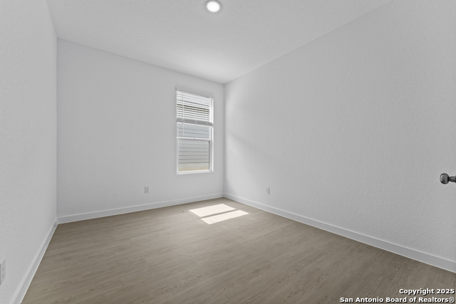 Image 12 of 30 For 14863 Taradeau