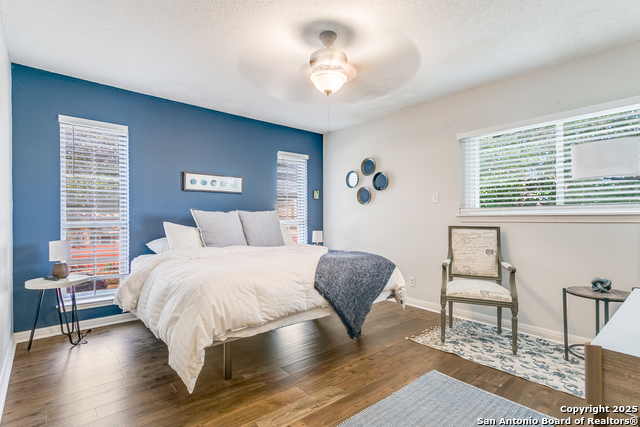 Image 20 of 28 For 701 Strings Dr