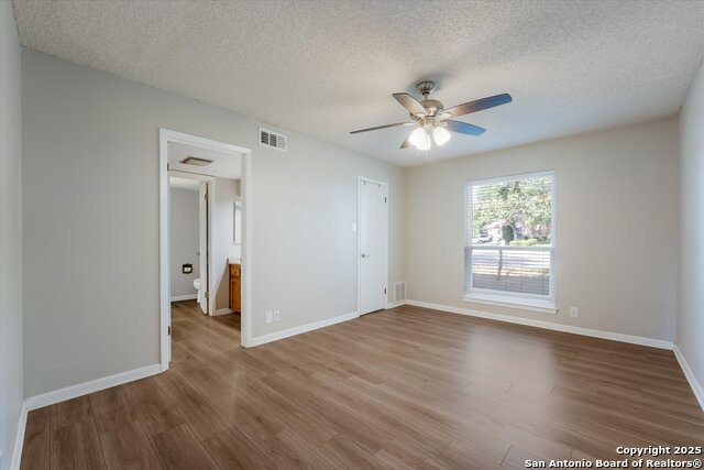 Image 18 of 36 For 7107 Stirrup Cir