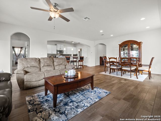 Image 11 of 41 For 133 Alba