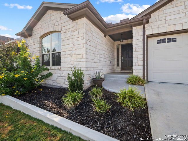 Image 4 of 41 For 133 Alba