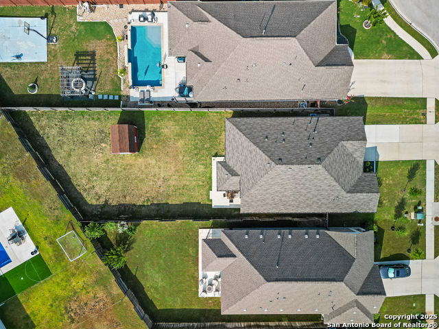 Image 40 of 41 For 133 Alba