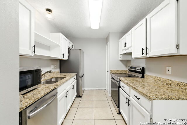 Image 13 of 37 For 12043 Stoney Crossing