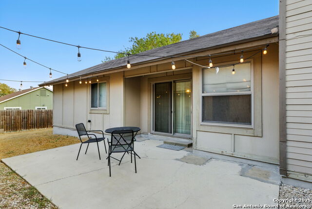 Image 28 of 37 For 12043 Stoney Crossing