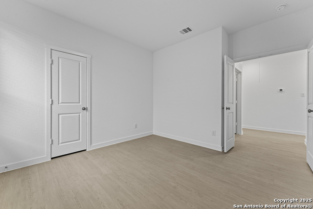 Listing photo id 9 for 14819 Taradeau