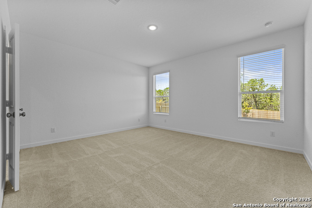 Listing photo id 15 for 14819 Taradeau