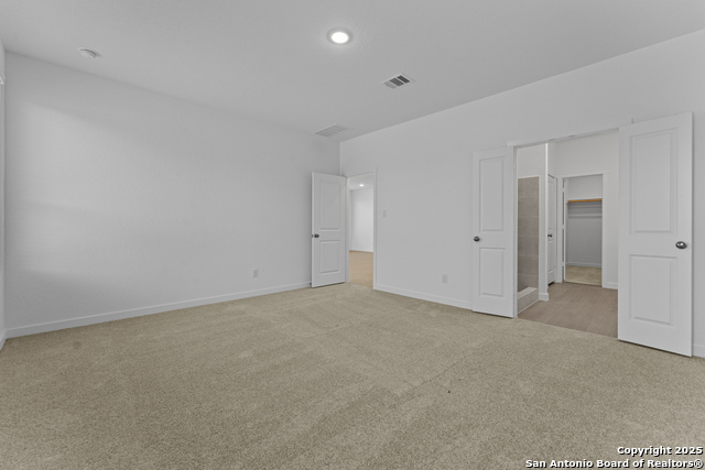 Listing photo id 16 for 14819 Taradeau